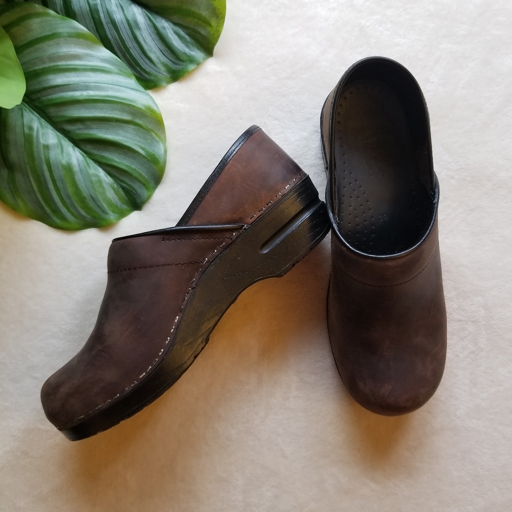 Dansko Professional Antique Slip On Clogs Mules 39